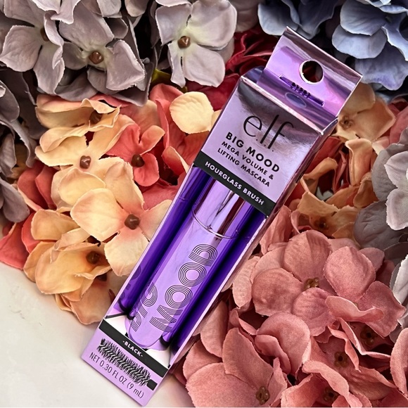e.l.f. Cosmetics Big Mood Mega Volume & Lifting Mascara - Black - Picture 4 of 10